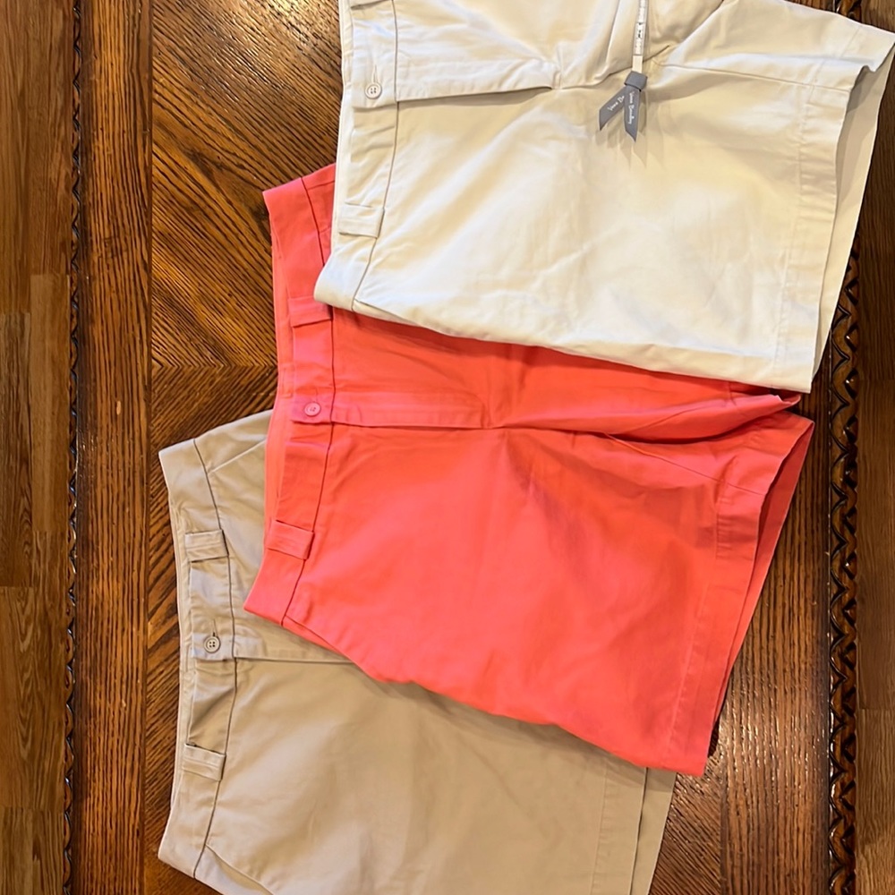 Gap 7” Inseam Shorts